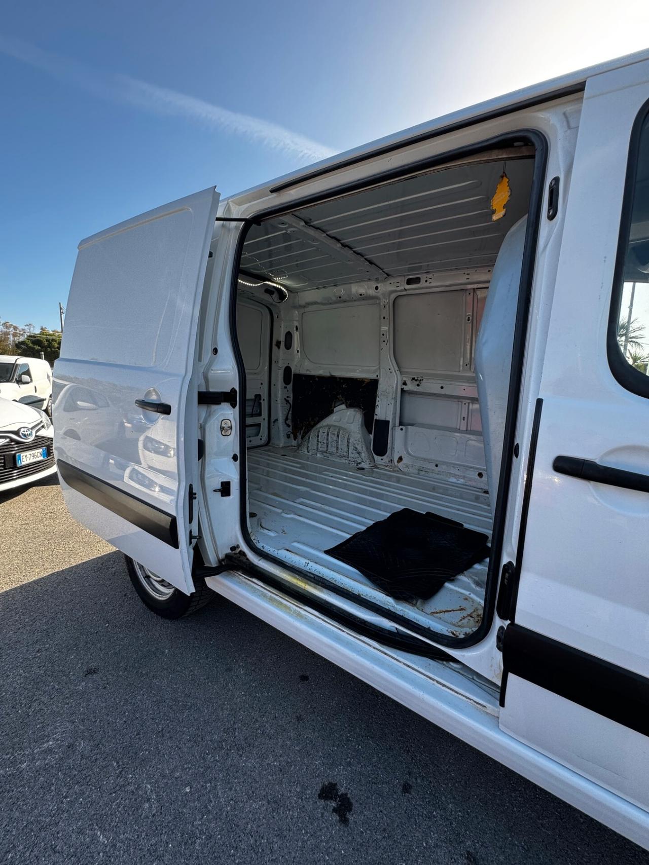 Peugeot Expert 2.0 HDi 136CV FAP PC-TN 12Q Furgone