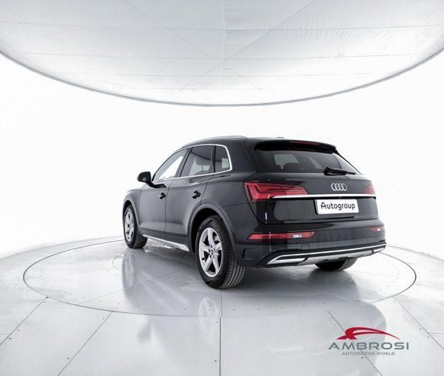 AUDI Q5 35 TDI S tronic Business Advanced