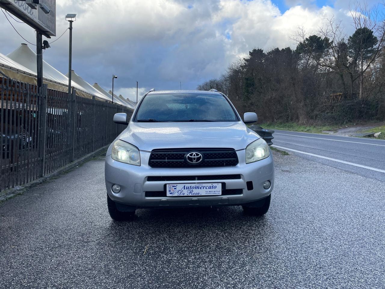 Toyota RAV 4 RAV4 2.2 D-4D 136 CV Luxury