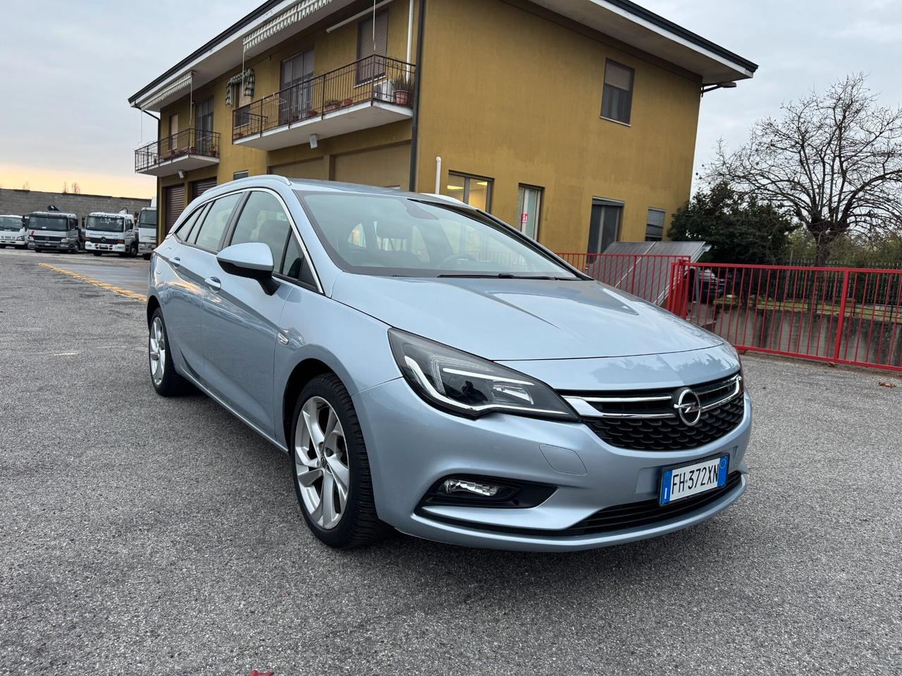 Opel Astra 1.5 Turbo Diesel 130 CV AT8 Edition