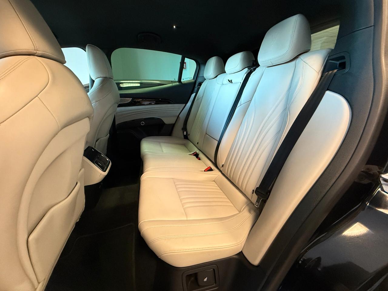 Maserati Grecale MHEV 330 CV AWD Modena