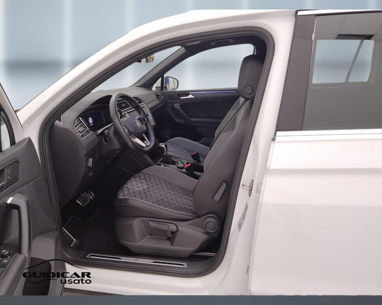 VOLKSWAGEN Tiguan II 2021 - Tiguan 2.0 tdi R-Line 4motion 150cv dsg