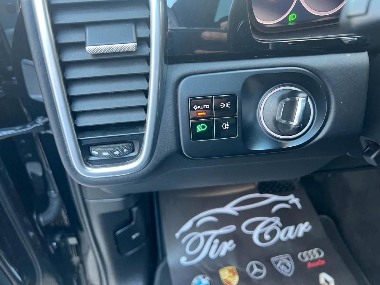 PORSCHE CAYENNE COUPE' 3.0 V6 340CV TETTO PELLE CAM360° ANNO 2020