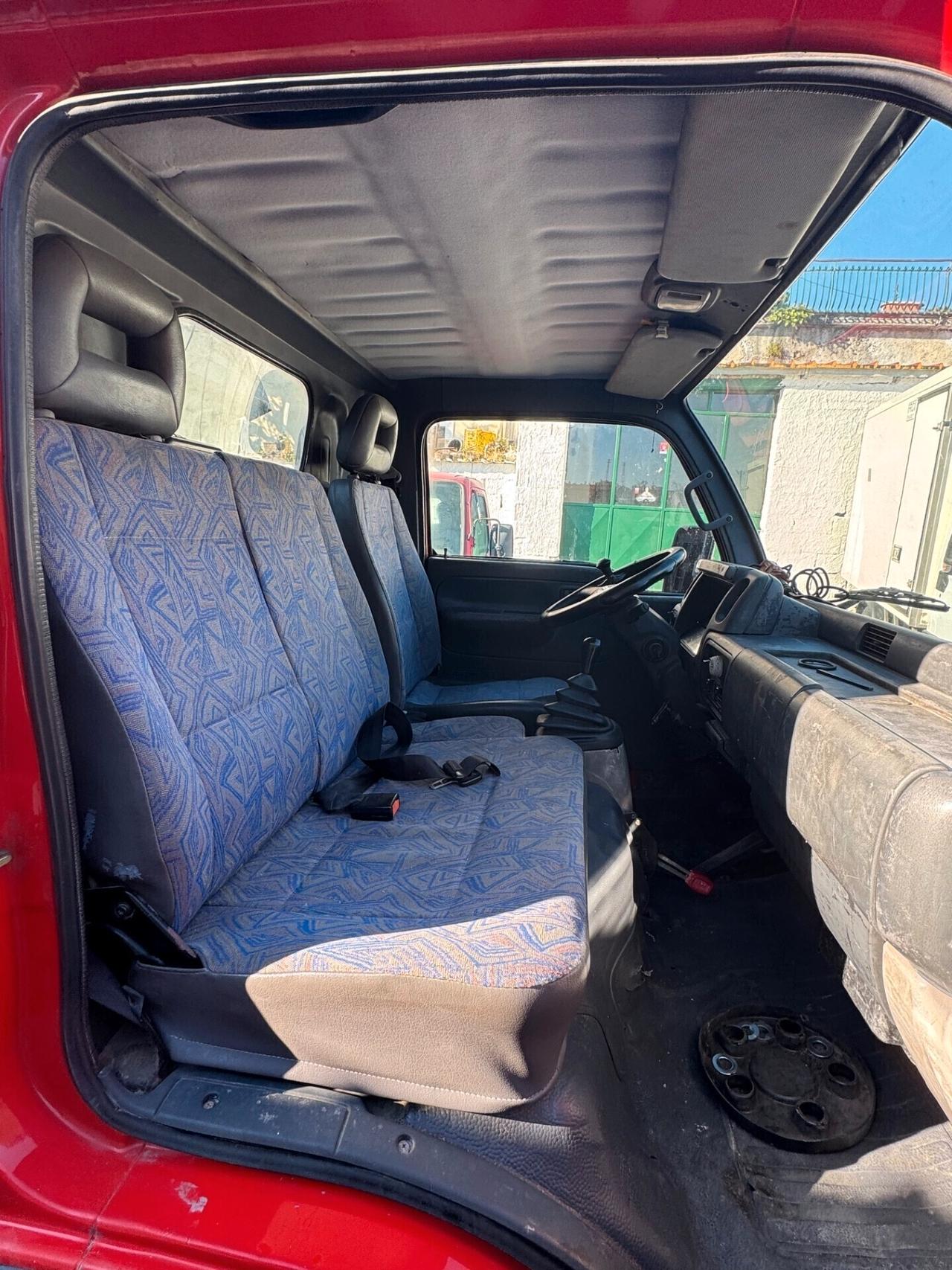 NISSAN CABSTAR 3.0 TDI 130CV RIBALTABILE TRILATERALE