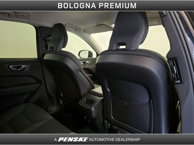 Volvo XC60 B4 (d) AWD automatico Core