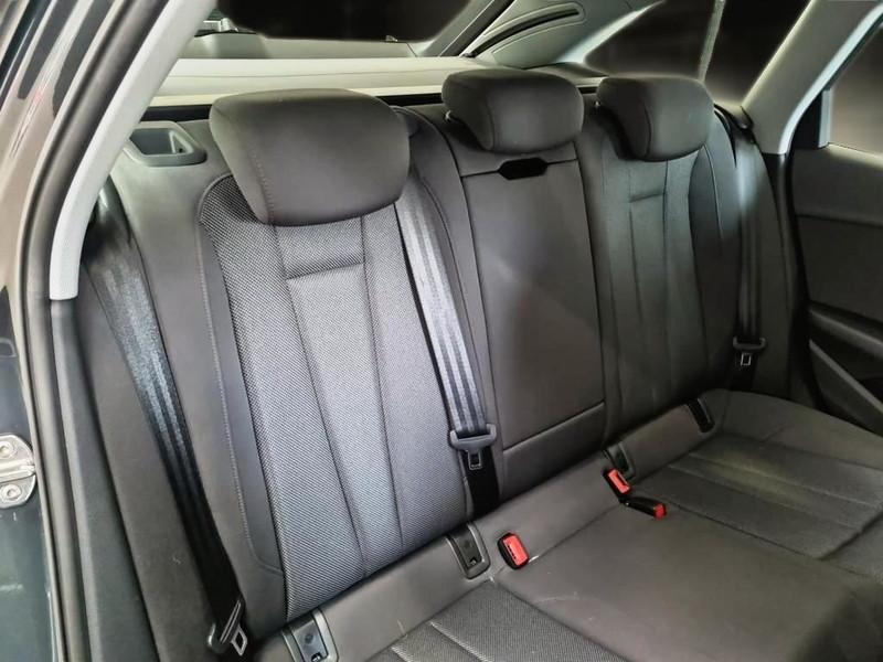 AUDI A4 AVANT 2.0 40 TDI BUSINESS S TRONIC STATION WAGON