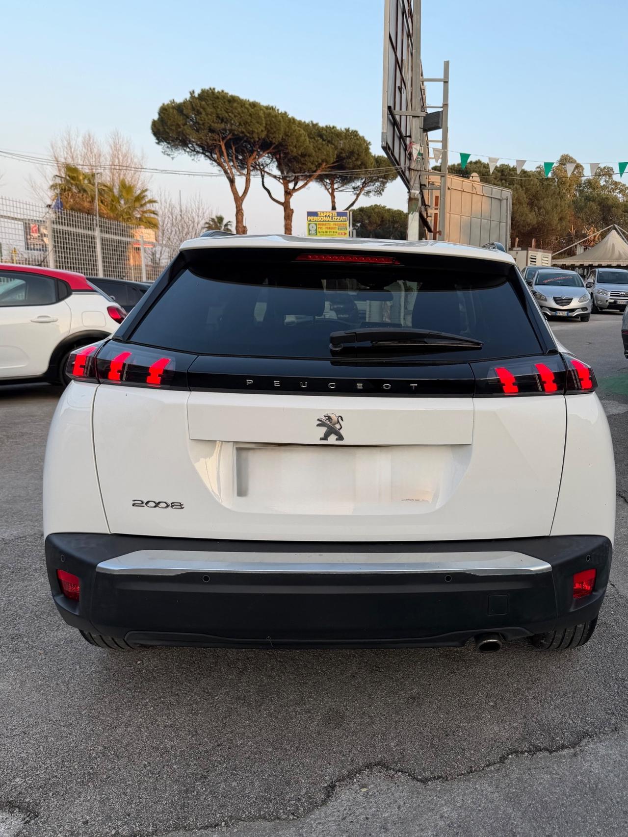 Peugeot 2008 BlueHDi 130 S&S EAT8 Allure