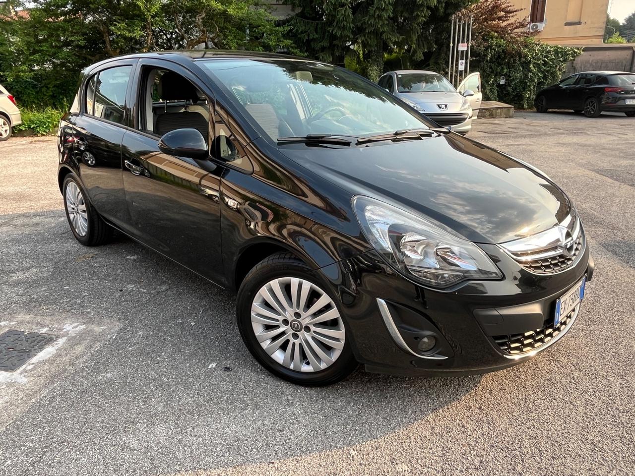 Opel Corsa 1.2 85CV 5 porte GPL-TECH Edition