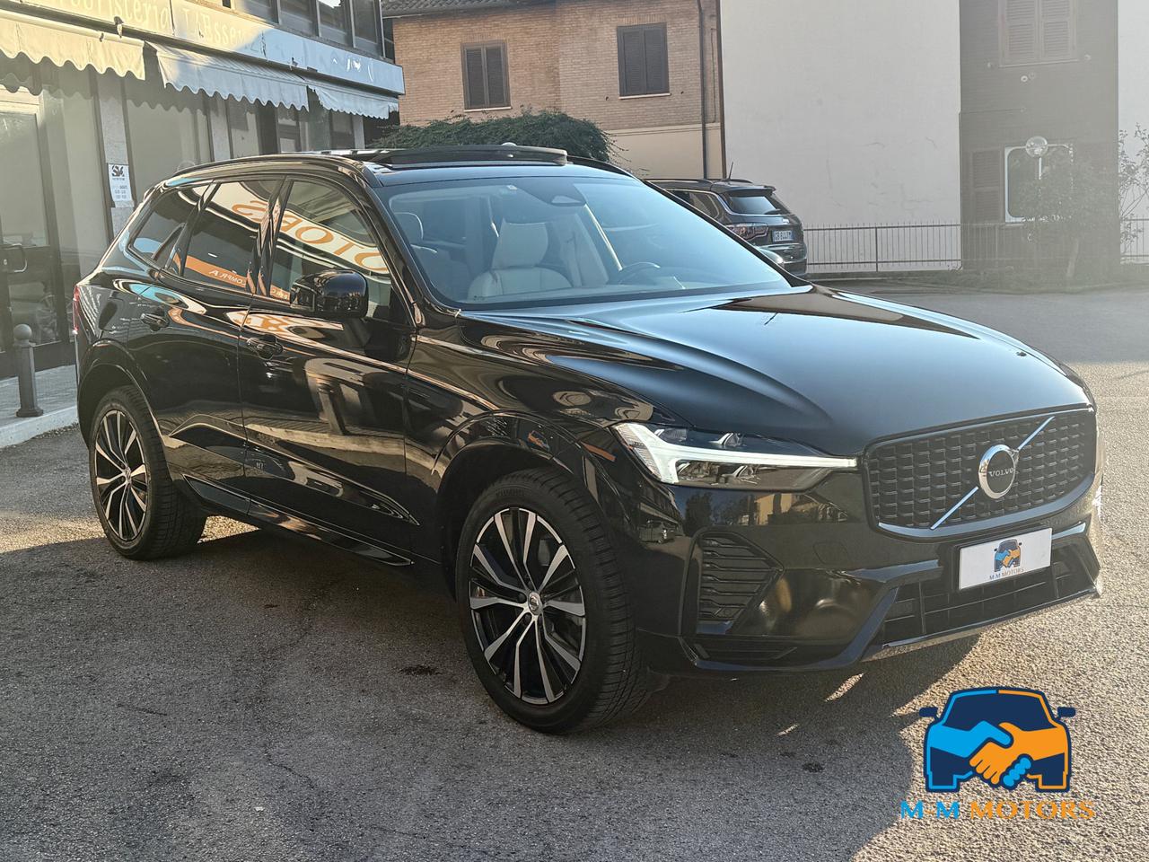 VOLVO XC60 N1 2.0 B4 d Ultimate Dark awd auto