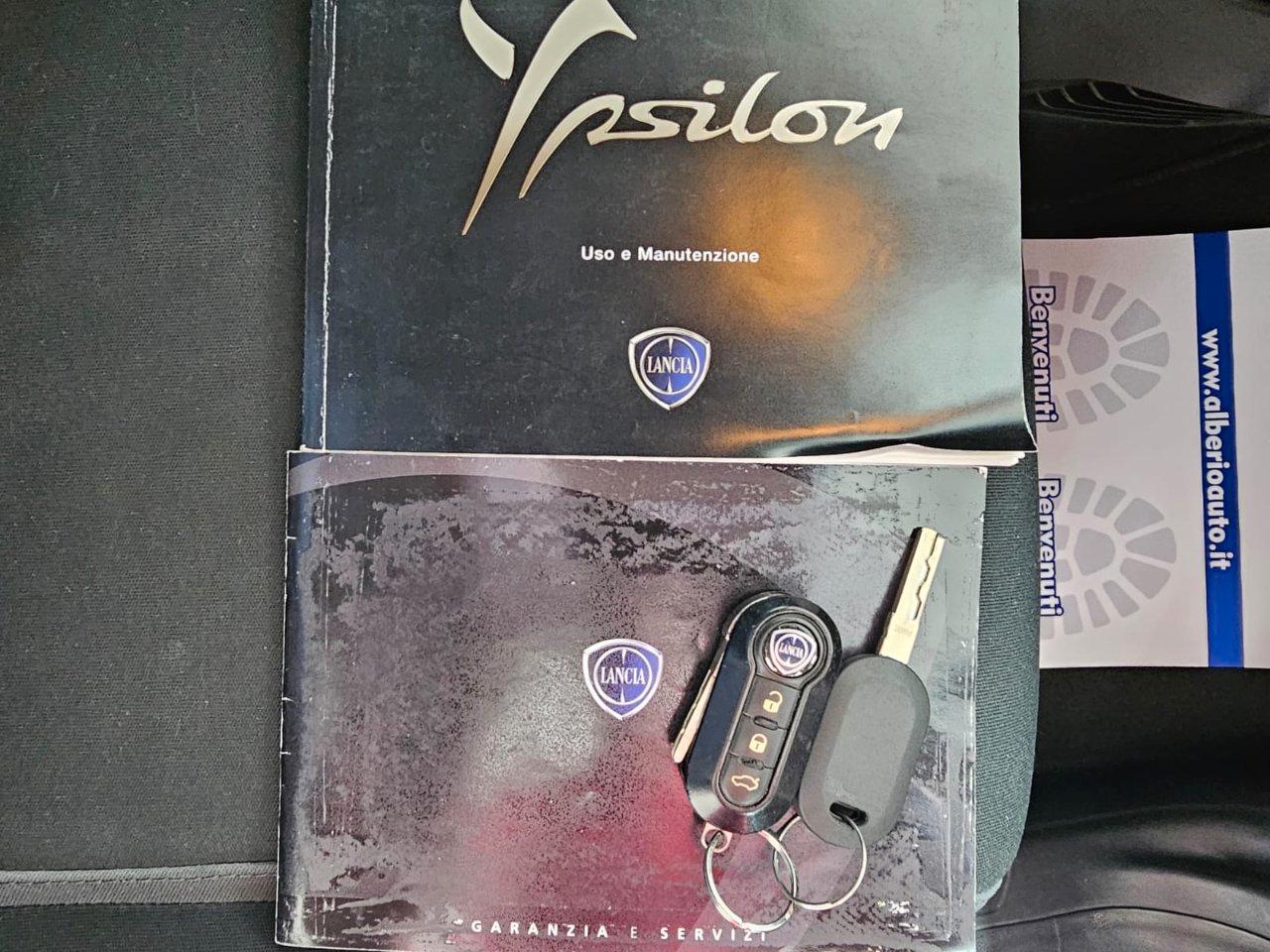Lancia Ypsilon 5 Porte Ypsilon 1.2 Platinum 69cv