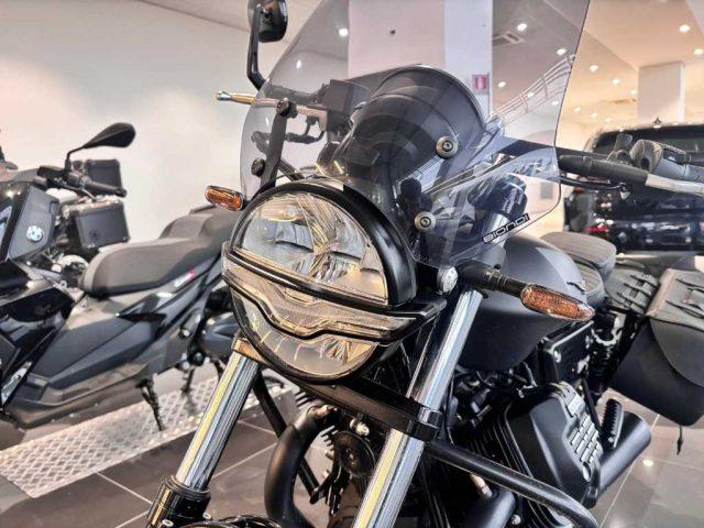 MOTO GUZZI V9 Bobber -