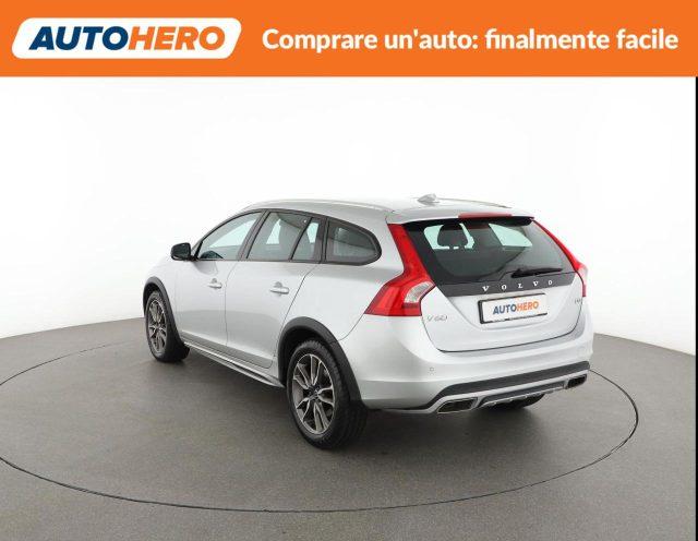 VOLVO V60 Cross Country D3