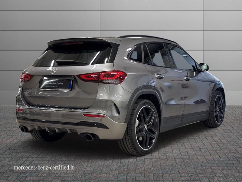 Mercedes GLA 35 AMG 4Matic Speedshift DCT AMG 8G