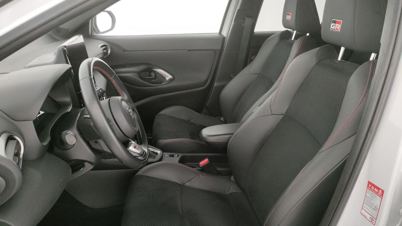 TOYOTA Yaris Cross 1.5h GR Sport fwd 130cv e-cvt
