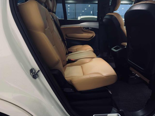 VOLVO XC90 D5 AWD Geartronic 7 posti Inscription