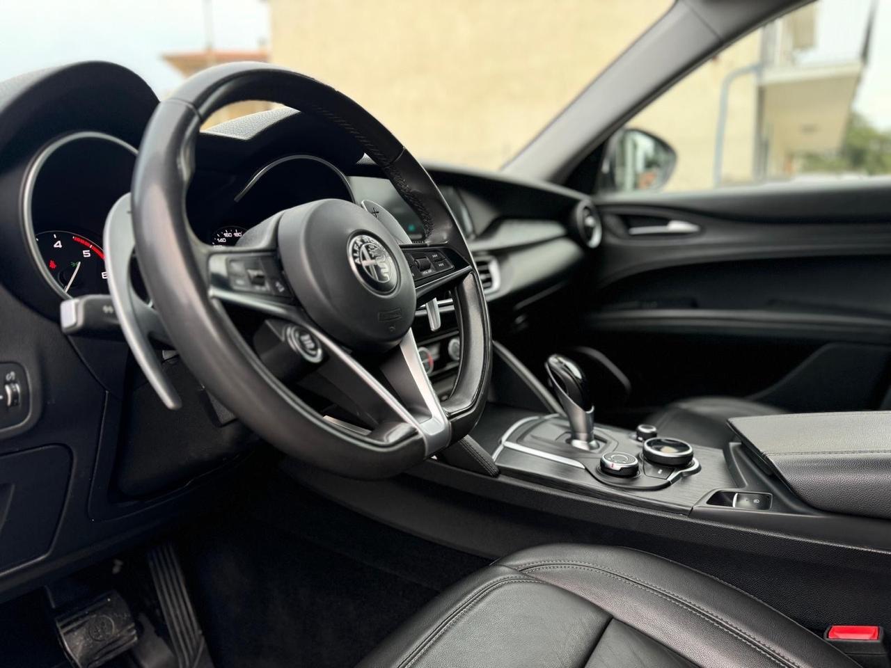 Alfa Romeo Stelvio 2.2 Turbodiesel 210 CV AT8 Q4 Super