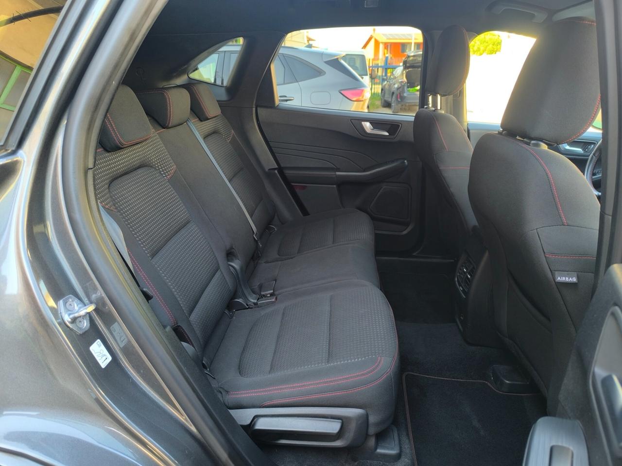 Ford Kuga 2.5 Full Hybrid 190 CV CVT AWD ST-Line Design