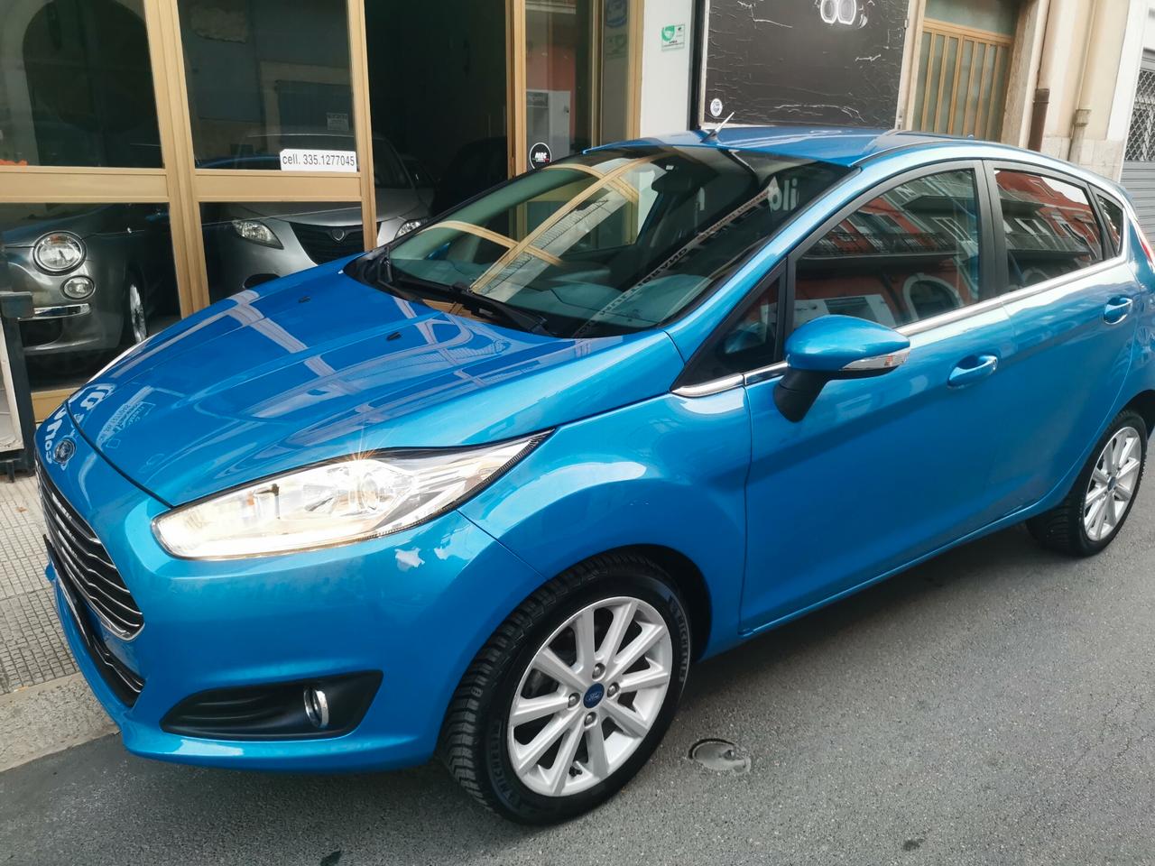 Ford Fiesta 1.4 5p. Bz.- GPL Titanium navi led full