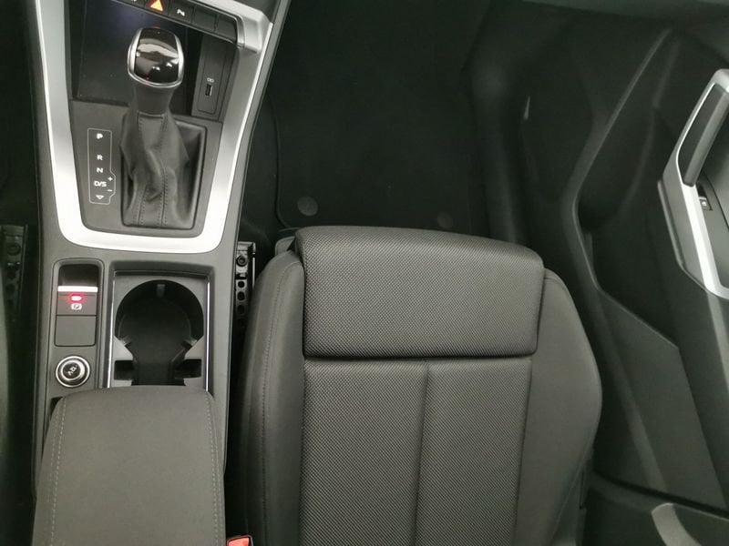 Audi Q3 Sportback 35 2.0 tdi S line edition s-tronic