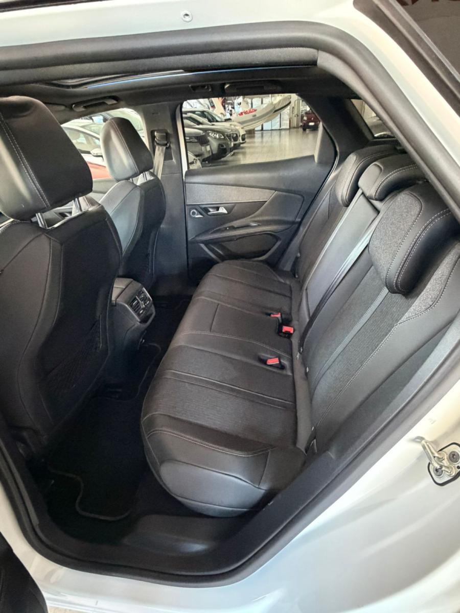 PEUGEOT - 3008 - Hybrid4 300 e-EAT8 GT Line