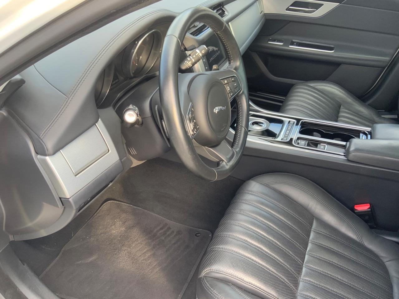 Jaguar XF 3.0 D V6 300 CV aut. Portfolio TETTO.FULL OPT