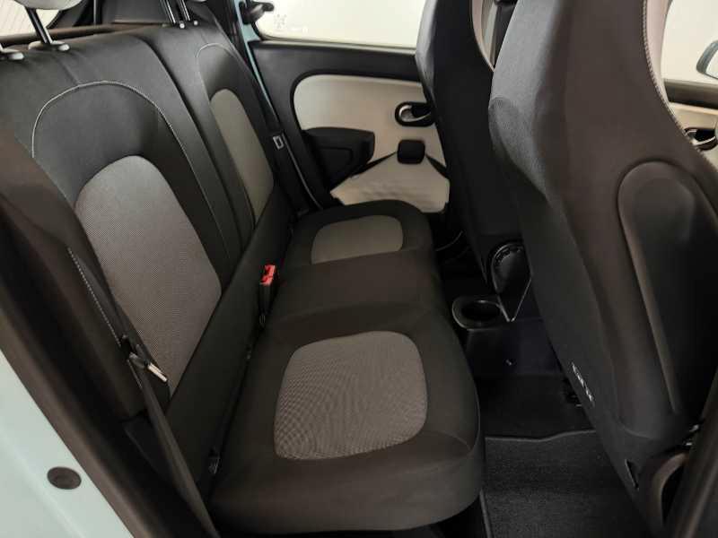 RENAULT Twingo III - twingo 1.0 sce Lovely 69cv