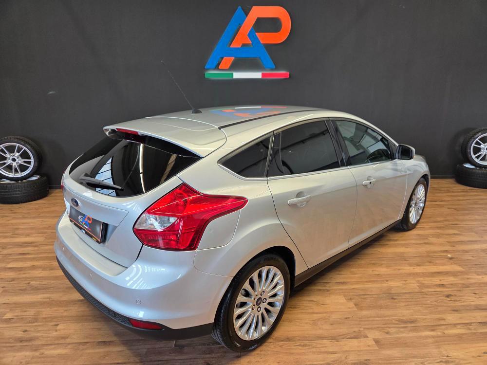 Ford Focus 5 Porte Focus 5p 1.6 tdci Titanium 115cv