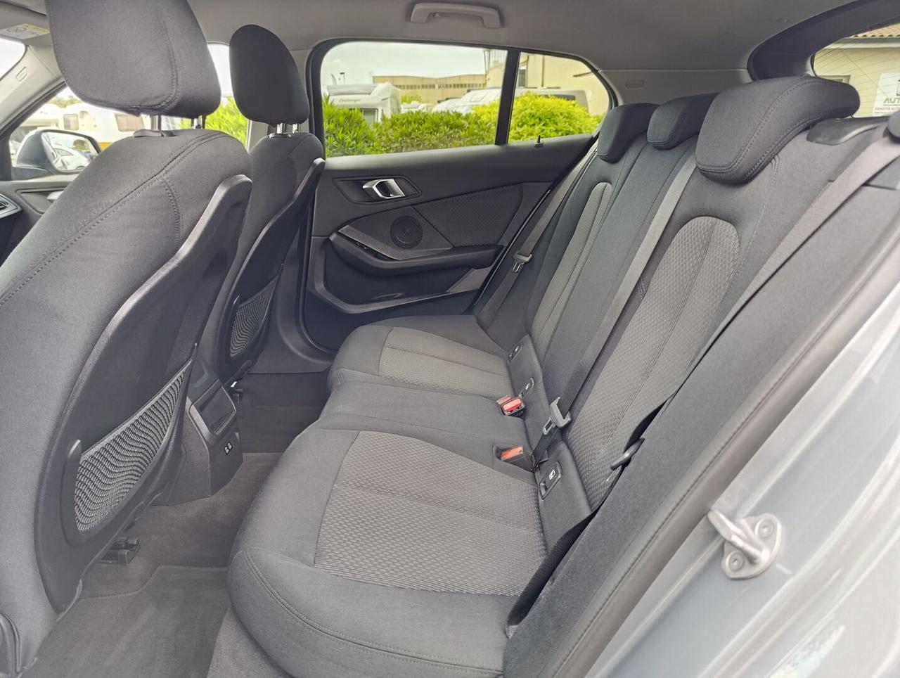 BMW Serie 1 116d Business Advantage Uniproprietario
