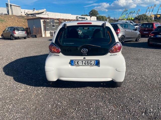 Toyota Aygo 1.0 12V VVT-i 5 porte Sol Connect