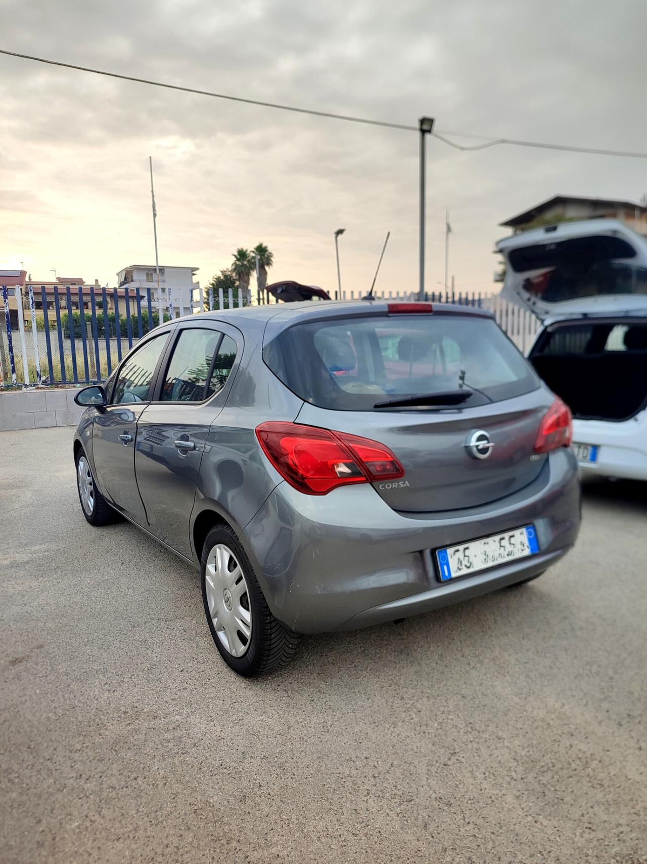 Opel Corsa 1.4 90CV GPL Tech 5 porte Advance