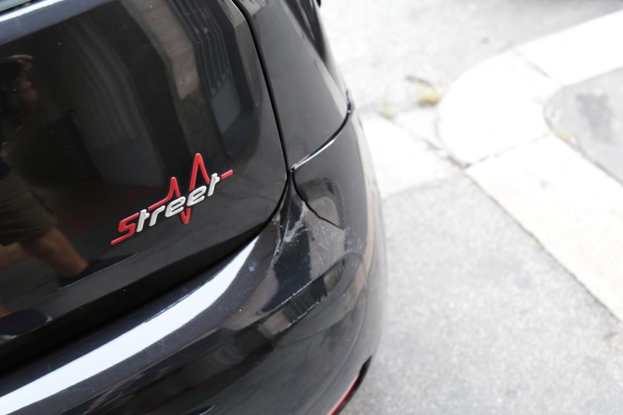 Fiat Punto 1.3 MJT II 75 CV 5 porte Street