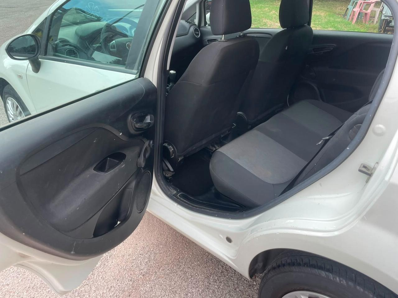 Fiat Punto 1.3 MJT II 75 CV 5 porte Lounge
