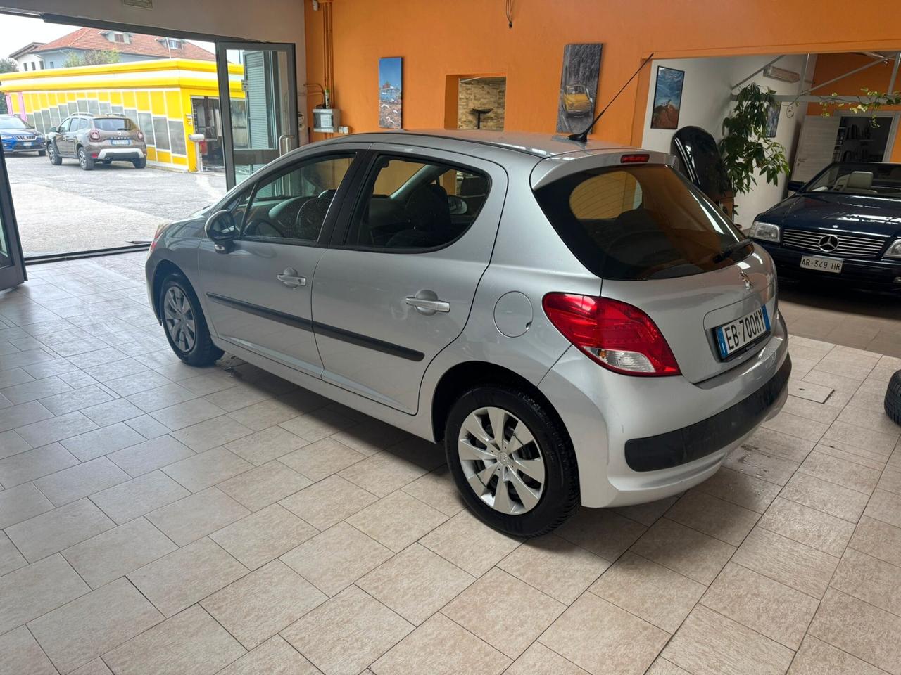 Peugeot 207 1.4 8V 75CV 5p. Energie Sport