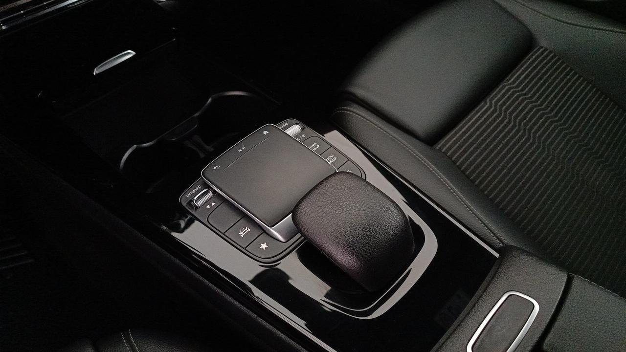 Mercedes-Benz A 180 d Sport auto