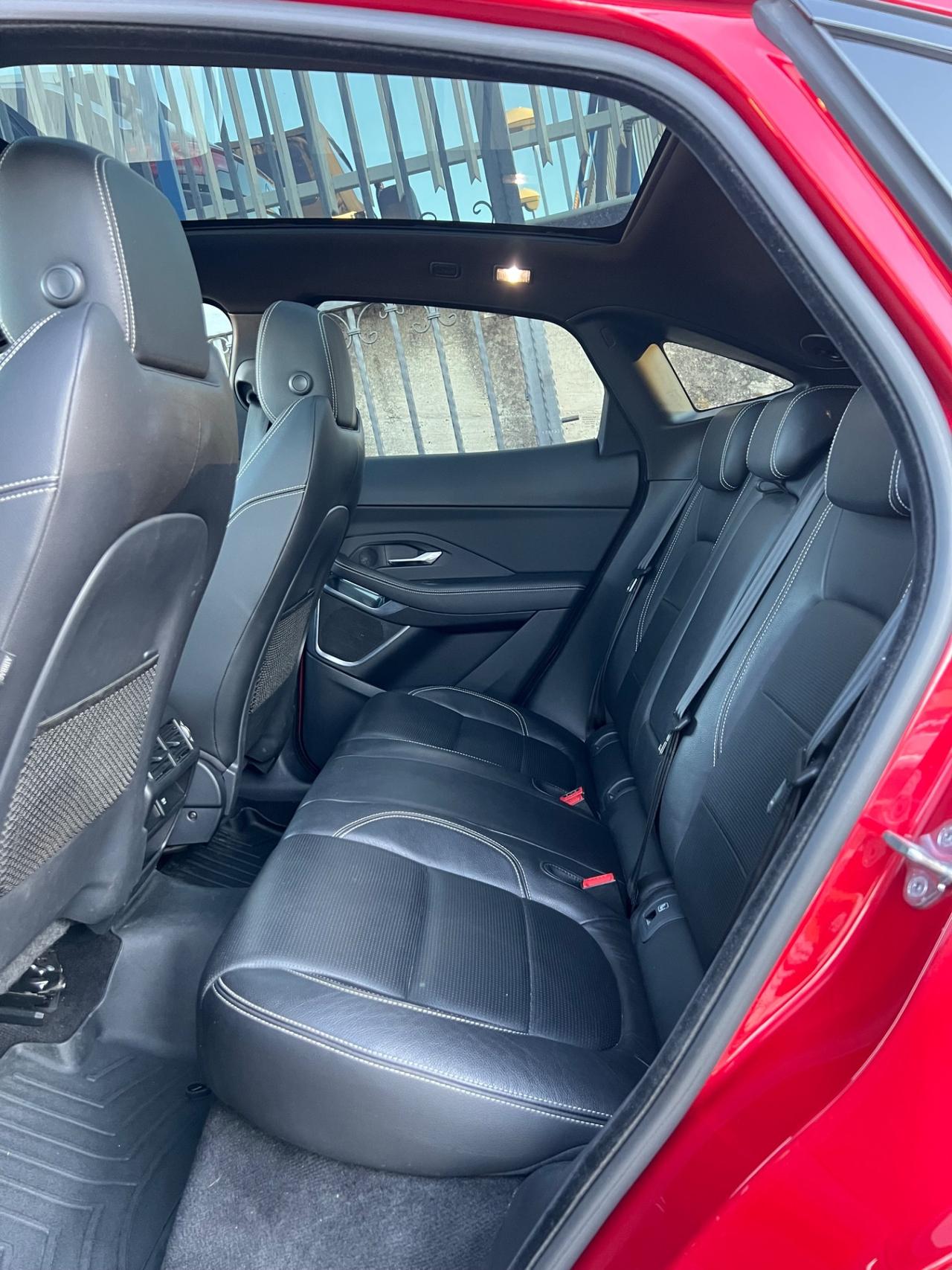 Jaguar E-Pace 2.0D 180 CV AWD R-Dynamic