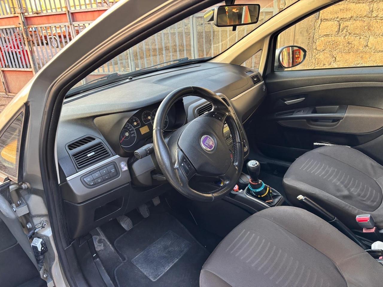 Fiat Grande Punto 1.3 MJT 75 CV 5 porte Dynamic