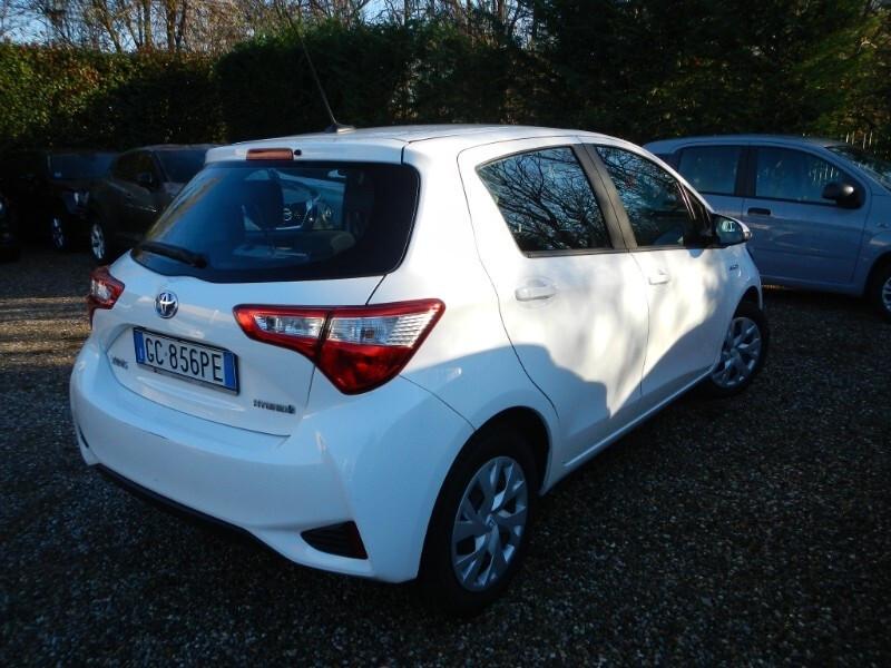 Toyota Yaris 1.5 Hybrid 5 porte Business