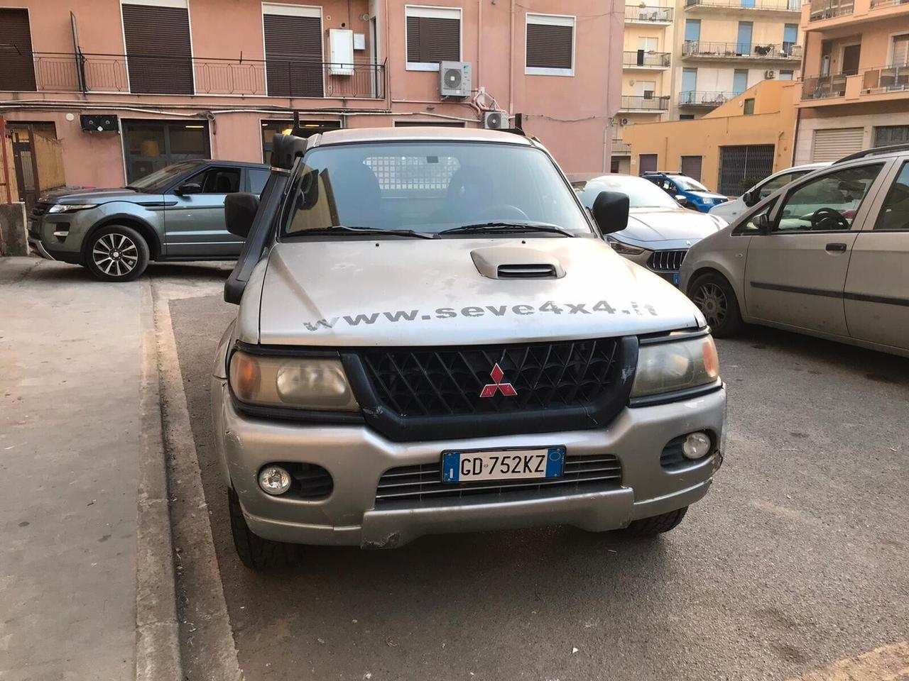 Mitsubishi L200 2.5 TDI 4WD RIBALTABILE