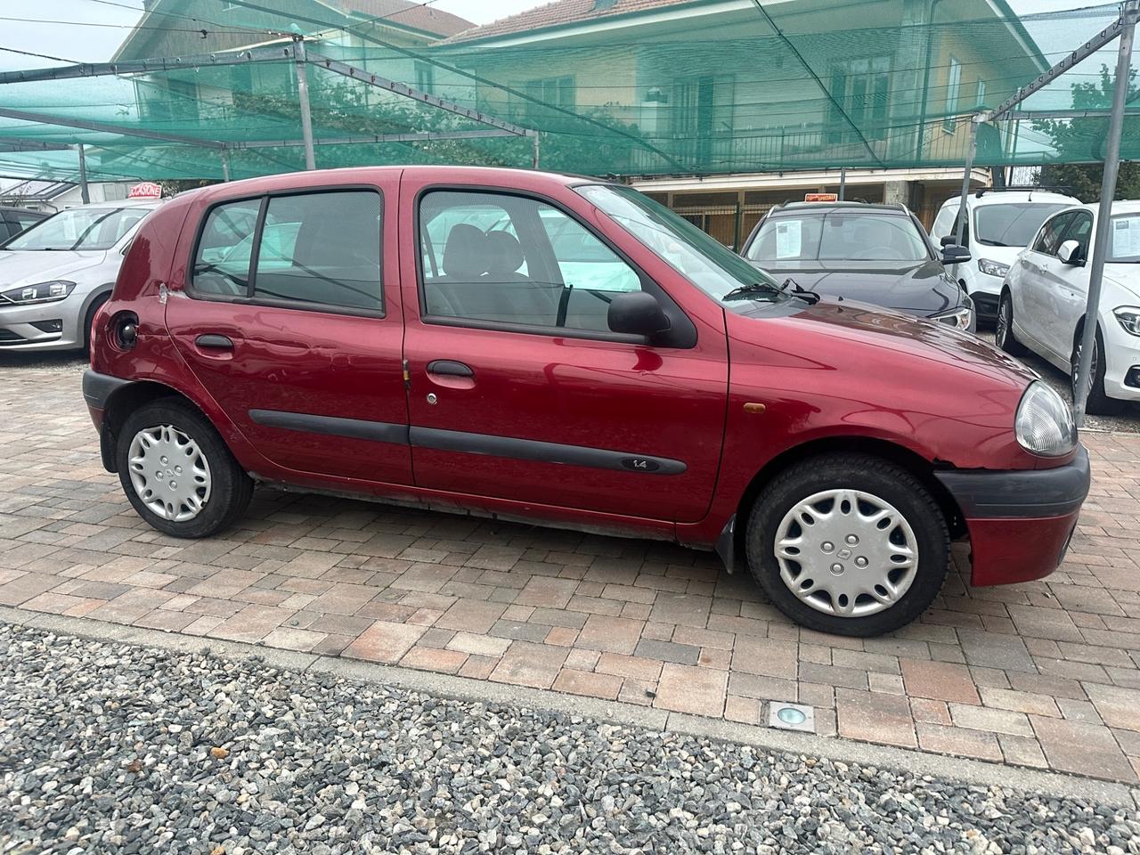 Renault Clio 1.4 cat 5 porte RXE