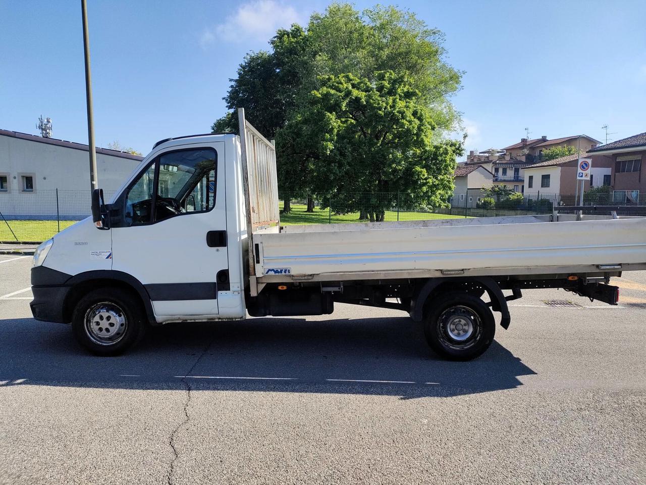 Iveco Daily 35S11 2.3 HPT 78kw cassone fisso