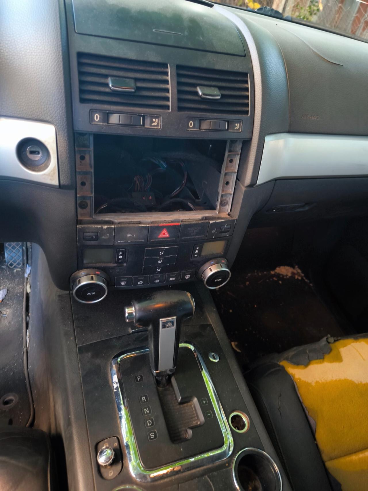 Volkswagen Touareg 3.0 V6 TDI DPF tiptronic