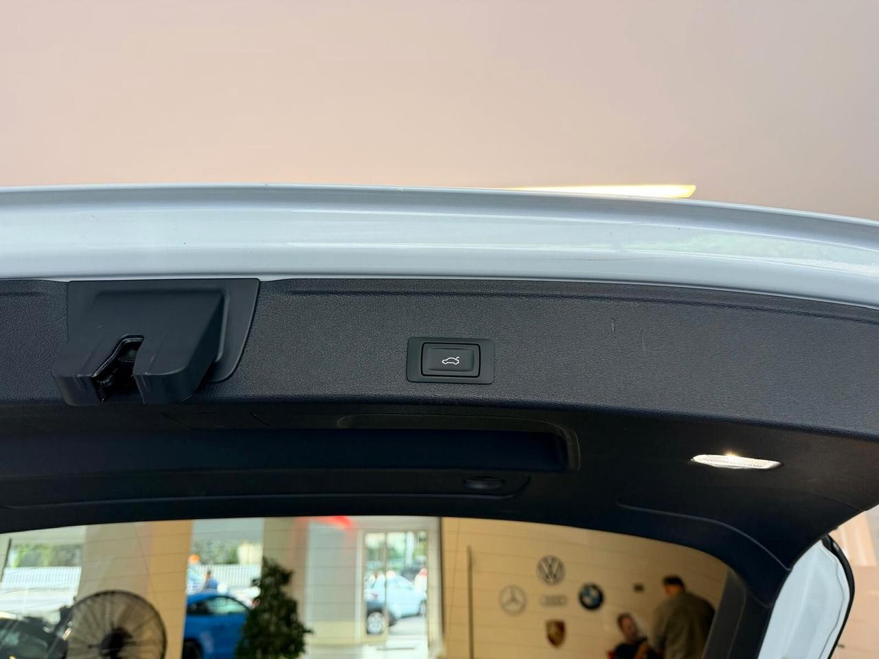 Audi A4 Avant 40 2.0 TDI MHEV S-Tronic
