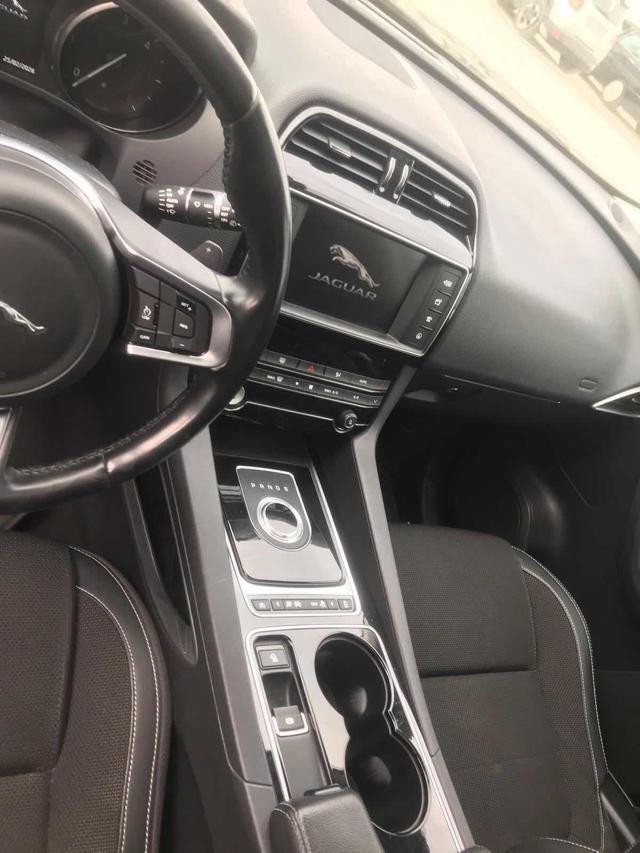 JAGUAR F-Pace 2.0 D 180 CV aut. Portfolio motore rotto