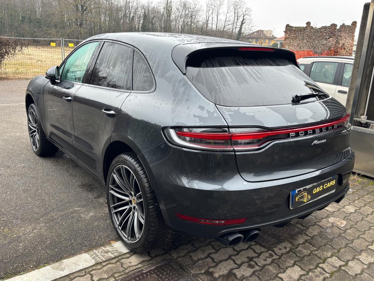 Porsche Macan 2.0 Tetto apribile e scarico preparato