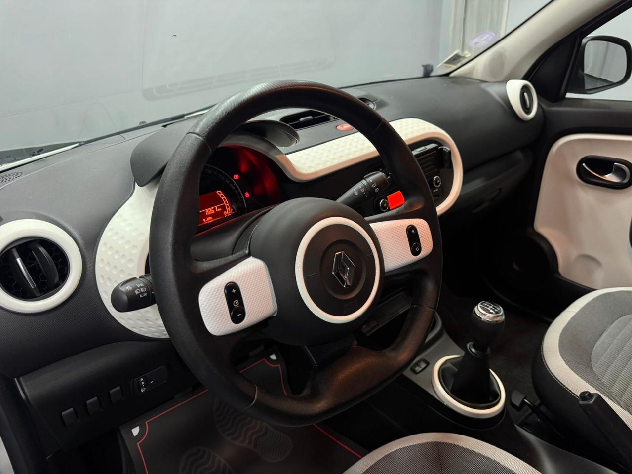Renault Twingo SCe 65 CV Duel