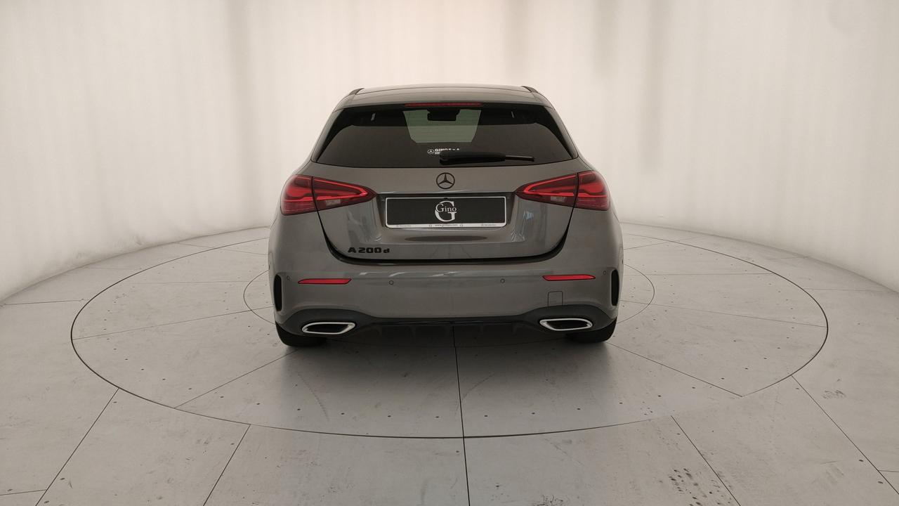 Mercedes-Benz Classe A - W177 2023 - A 200 d AMG Line Premium Plus auto