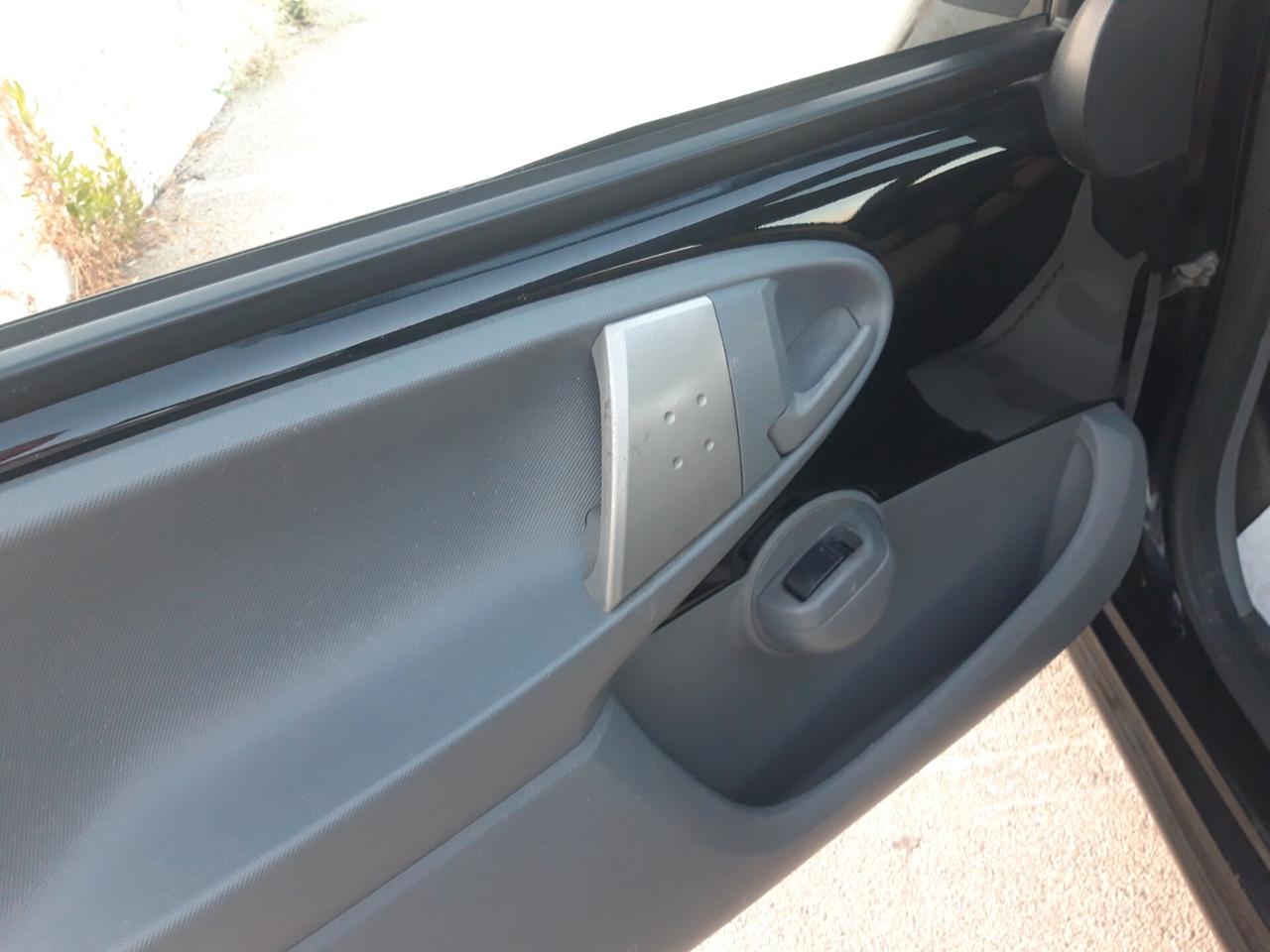 Peugeot 107 1.0 68CV 5p. Plaisir