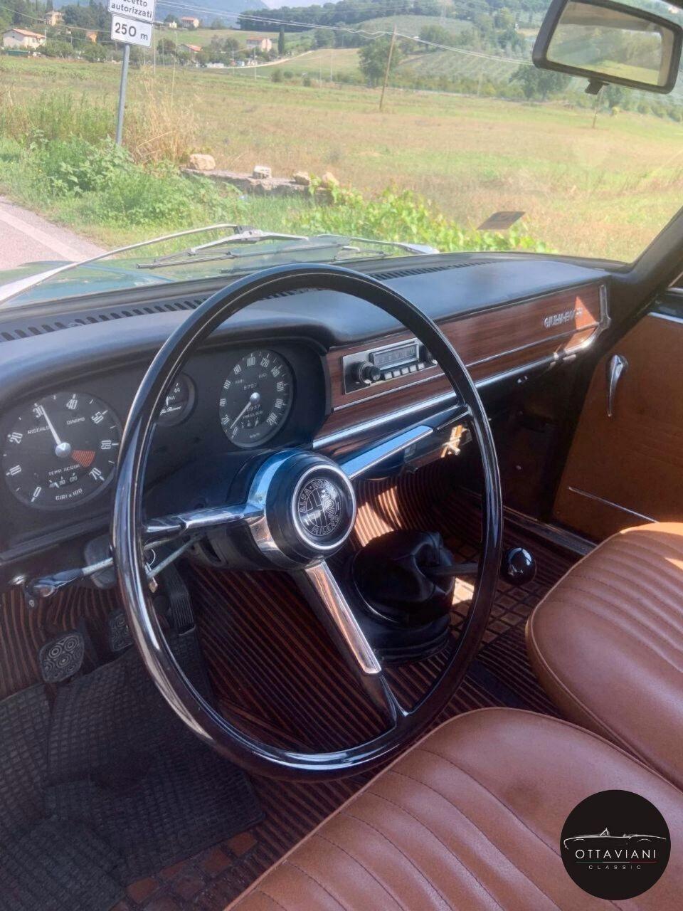 Alfa Romeo Giulia 1300 TI