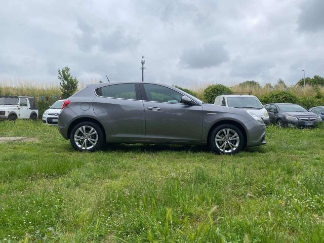 Alfa Romeo Giulietta 1.4 t. * Solo 56.000km * Distinctive 120cv