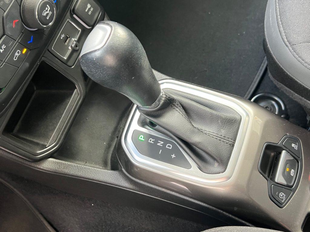 Jeep Renegade 1.6 Mjt DDCT 120 CV Limited tua da €219,00 mensili